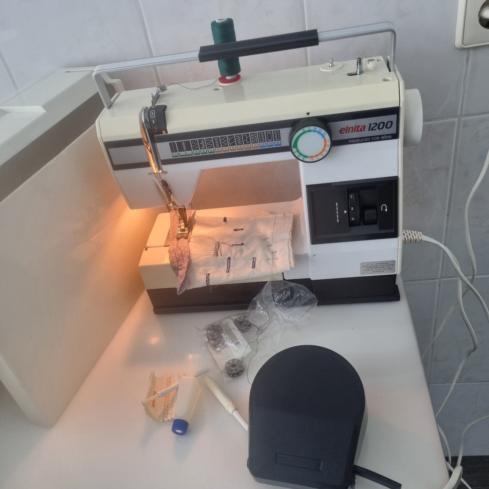 Elnita 1200 Naaimachine met alle behoren., Ophalen, Gebruikt, Naaimachine, Overige merken