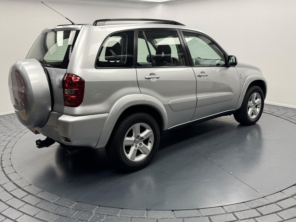 Toyota RAV4 2.0i-16V VVT-i Automaat-Airco-Afn.Trekhaak-Panor, Automaat, 1998 cc, Gebruikt, 4 cilinders