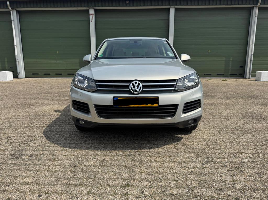 Volkswagen Touareg 3.0 V6 TDI 180KW BMT 4M AUT 2012 Grijs, Automaat, 255 €/maand, Diesel, Particulier