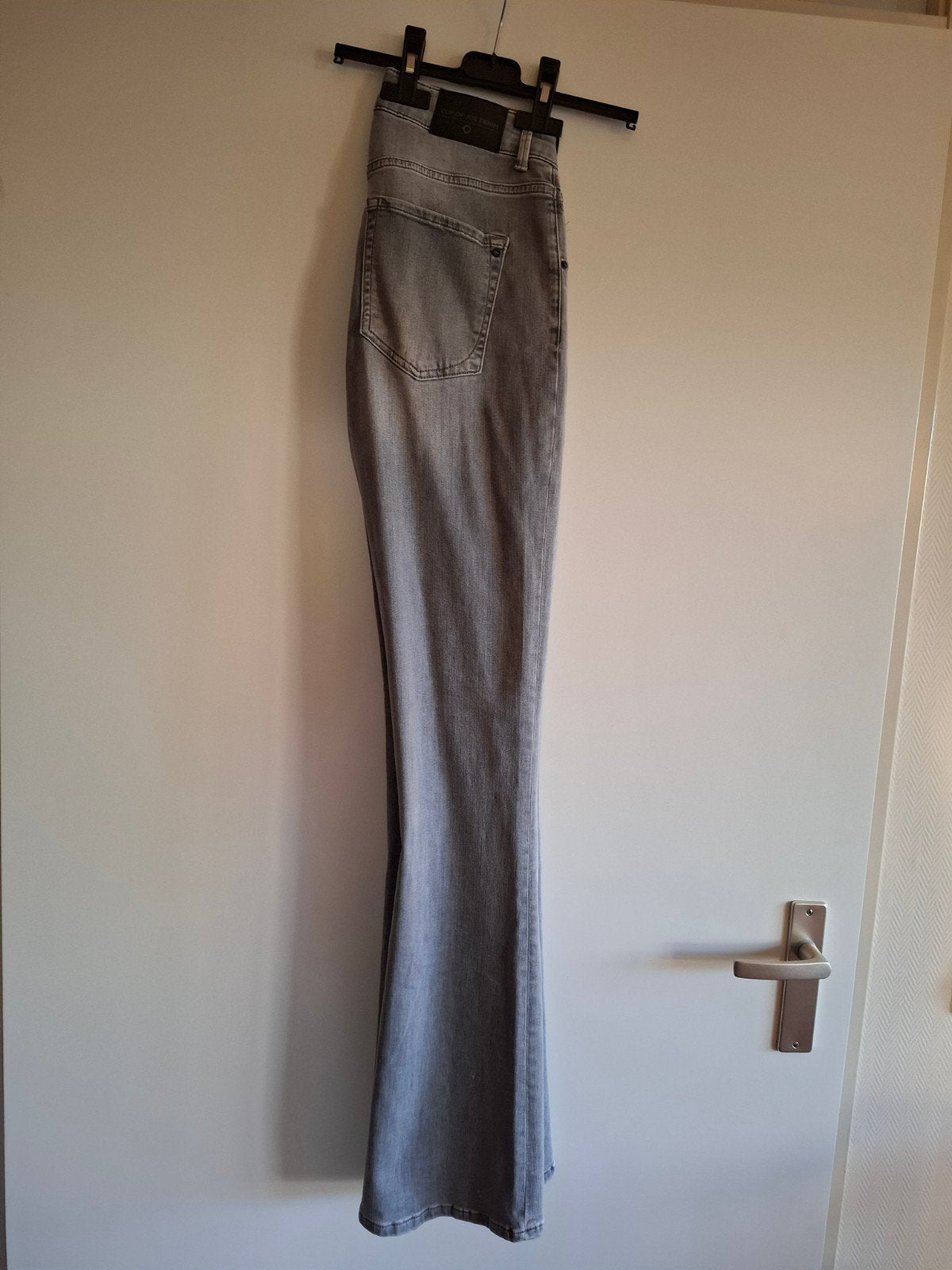 Cup of Joe Denim Flared Jeans - Maat 28/34 - Grijs, Ophalen of Verzenden, Zo goed als nieuw, Grijs
