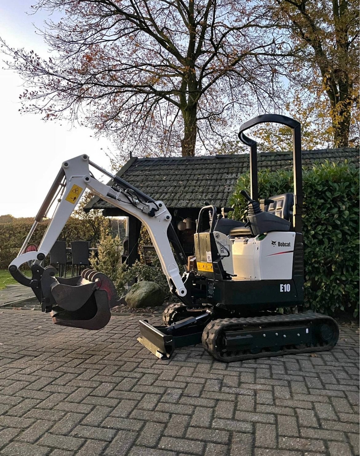 Bobcat E10 Minigraafmachine - Compact en Krachtig, Zakelijke goederen, Machines en Bouw | Kranen en Graafmachines, Ophalen of Verzenden