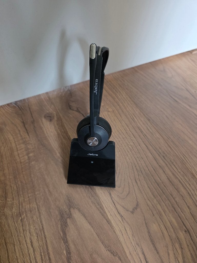 Jabra Engage 75 Stereo draadloze DECT-headset met station, Computers en Software, On-ear, Ophalen of Verzenden, Zo goed als nieuw