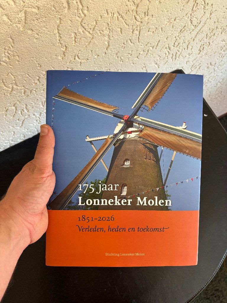 175 jaar Lonneker Molen - Gedenkboek - 2026, Boeken, Ophalen of Verzenden, 20e eeuw of later, Zo goed als nieuw