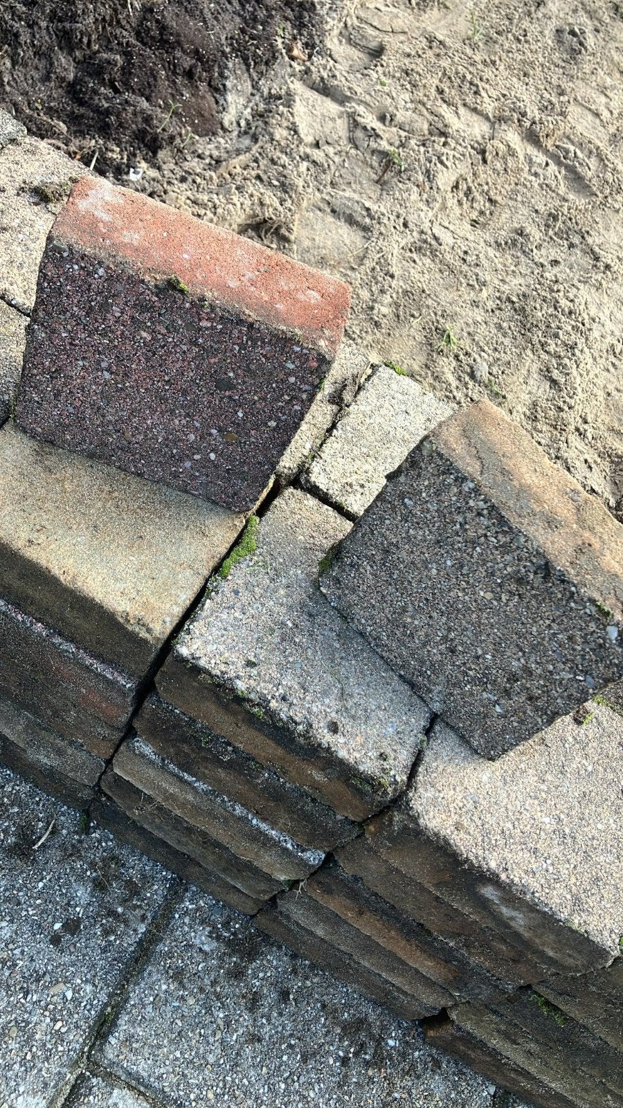 Gratis! tuintegels en zand, Ophalen, Beton, Terrastegels