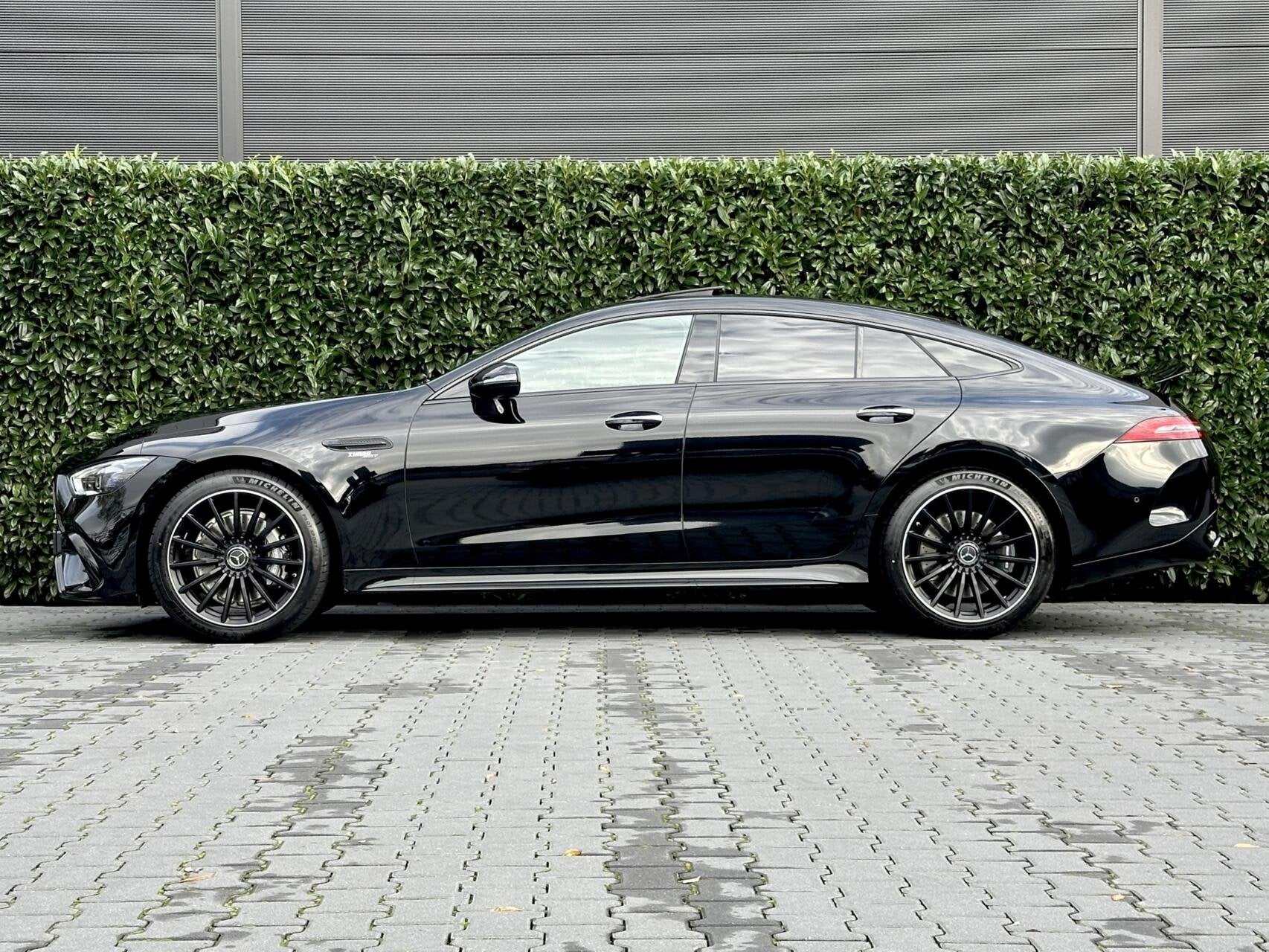 Mercedes AMG GT 4-Door Coupe AMG 43 4MATIC+, PANO, BURMESTER, Auto's, Mercedes-Benz, Automaat, 1940 kg, Gebruikt, Zwart