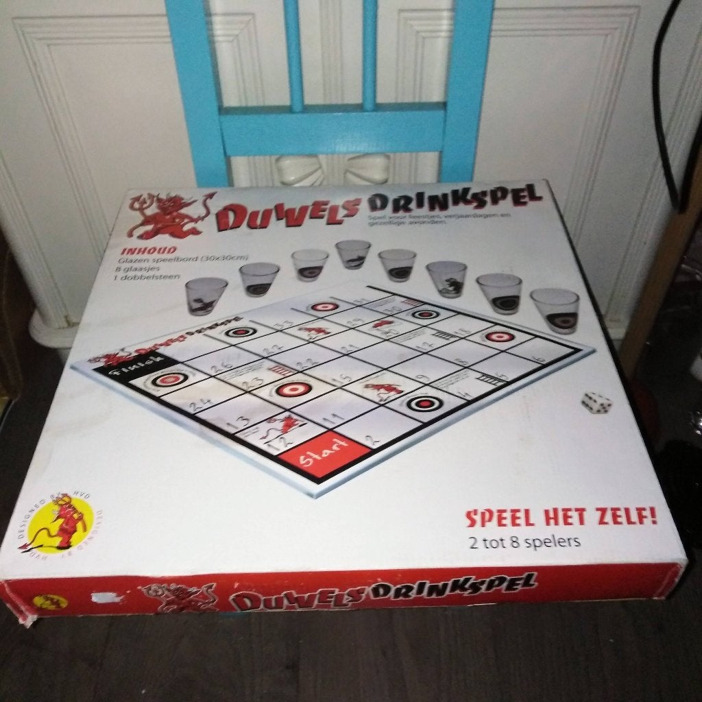 Duivels Drinkspel bordspel set voor feesten, Ophalen, Gebruikt
