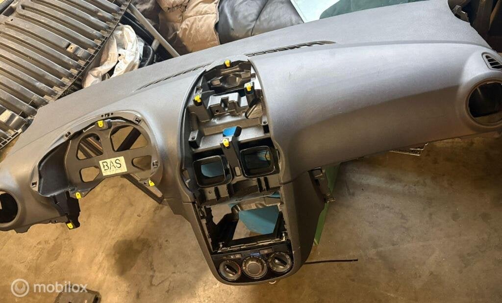 Dashboard afdekking Opel Corsa D ('06-'15), Gebruikt, Opel, Ophalen of Verzenden, Opel