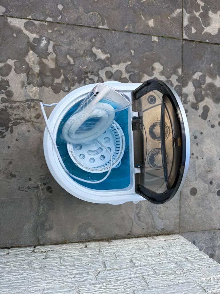 Camping wasmachine - Zo goed als nieuw, Witgoed en Apparatuur, Wasmachines, Ophalen, Minder dan 1200 toeren, Minder dan 85 cm