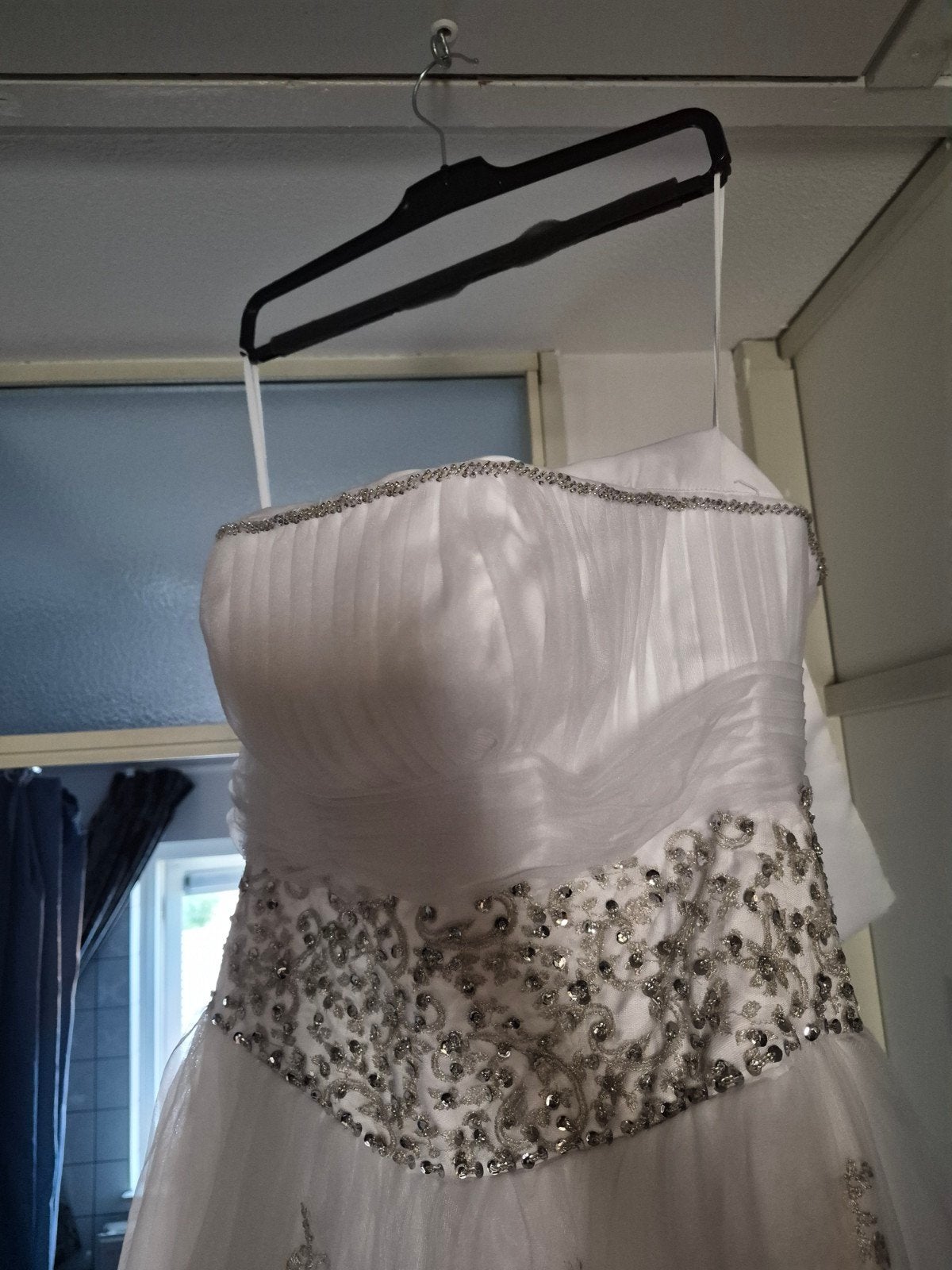 Bruidsjurk maat 34-40 verstelbaar, met prachtige details, Kleding | Dames, Trouwkleding en Trouwaccessoires, Trouwjurk, Wit, Ophalen of Verzenden