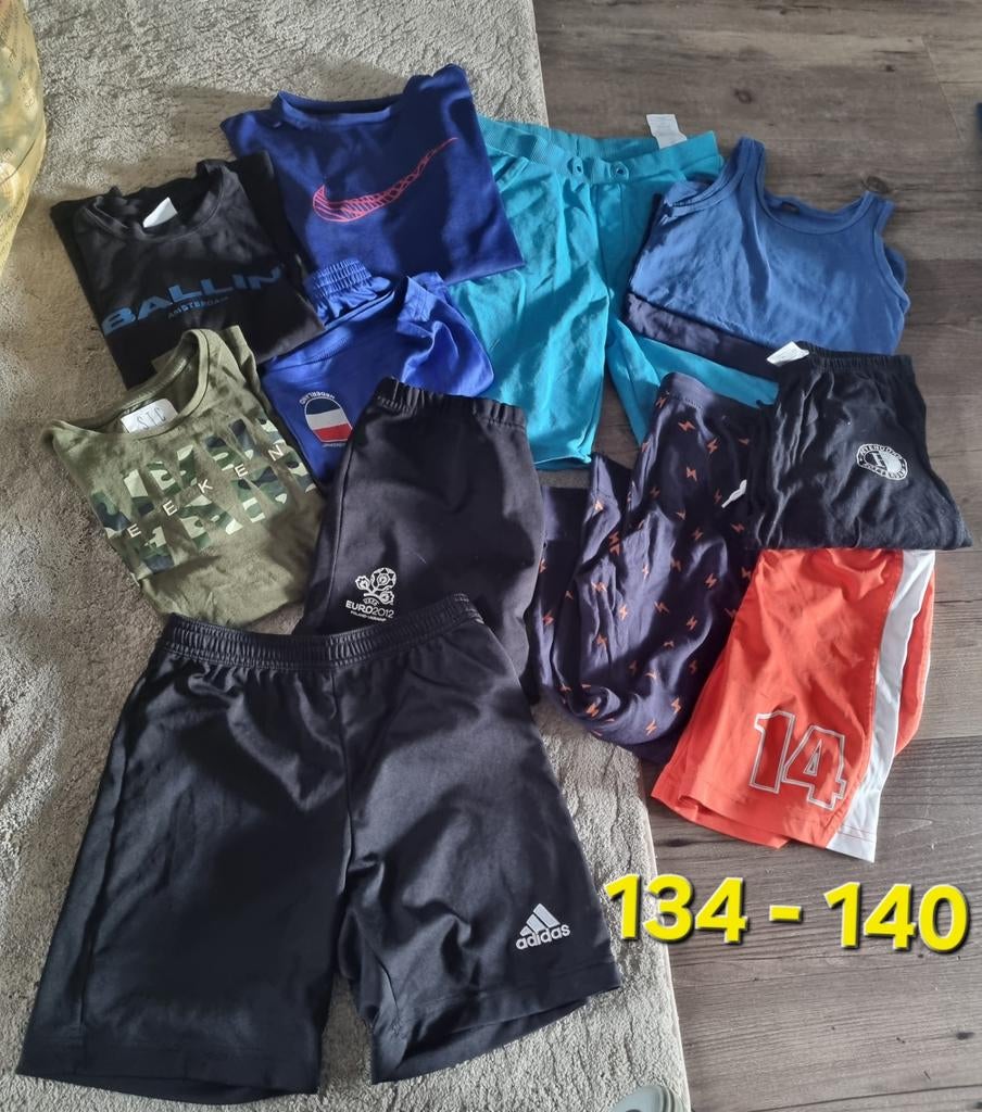 Kledingpakket jongens maat 134-140 (Nike, Adidas, Ballin), Gebruikt, Nike, Adidas, Ballin, Ophalen of Verzenden, Setje