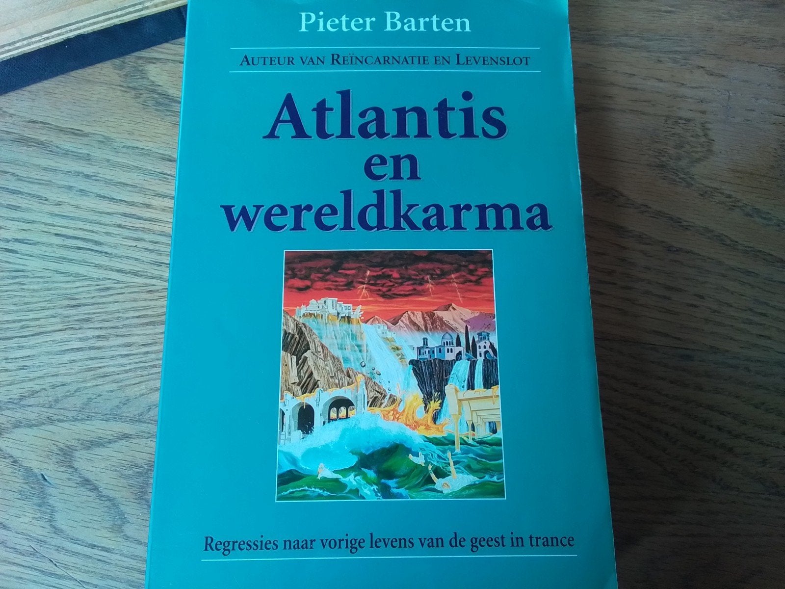 P. Barten - Atlantis en wereldkarma, Ophalen of Verzenden, Zo goed als nieuw, P. Barten