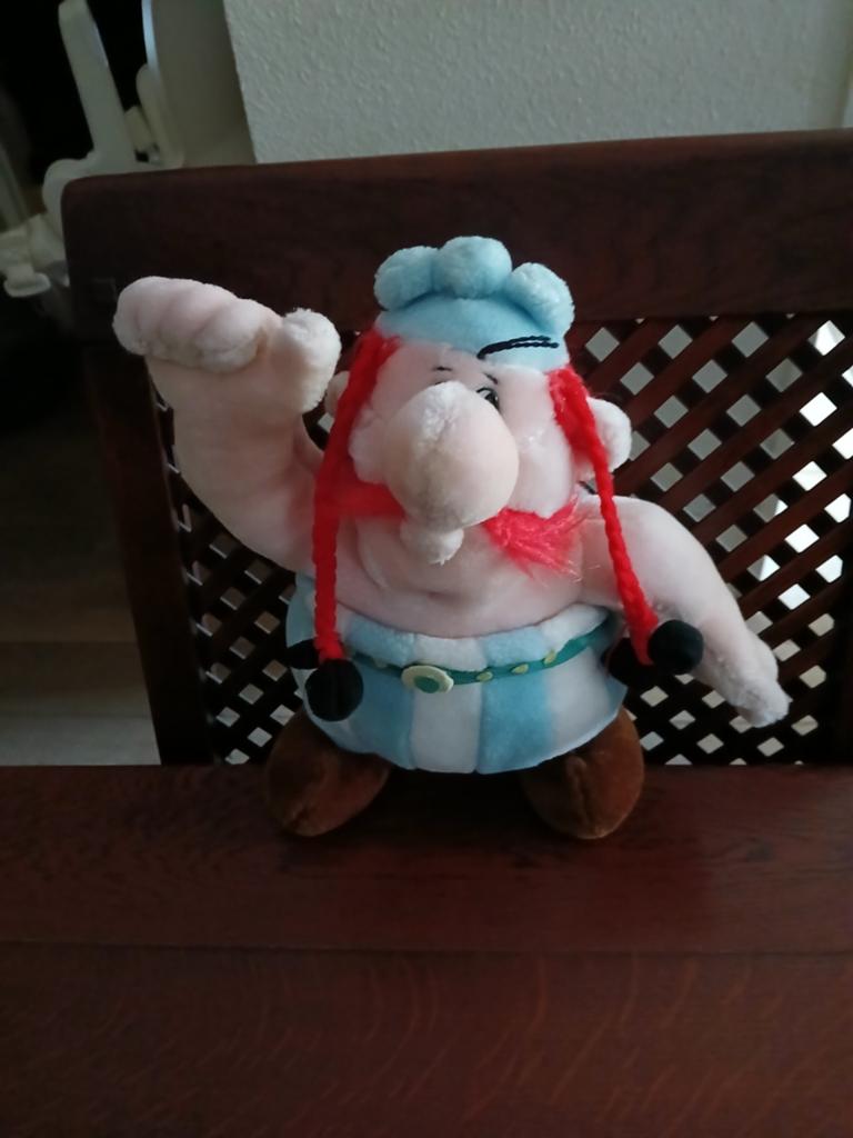 Knuffel van Obelix circa 25 cm., Ophalen of Verzenden, Gebruikt, Overige typen, Middelgroot (20 tot 80 cm)