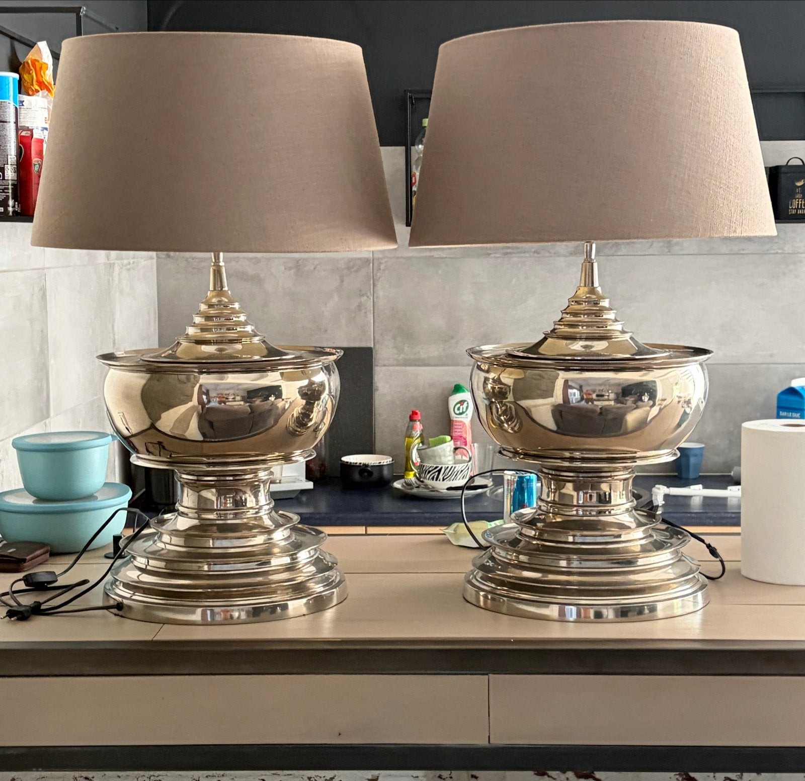 2x Richmond Interiors Tafellamp Urn - Eichholtz Stijl, Huis en Inrichting, Ophalen of Verzenden, Zo goed als nieuw, Overige merken