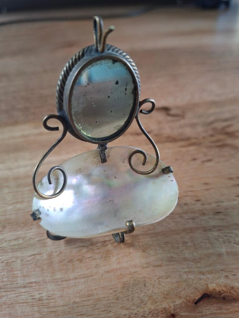 Miniatuur kaptafel schelp poppenhuis sieradenhouder, Antiek en Kunst, Ophalen