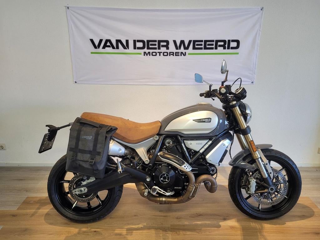 DUCATI SCRAMBLER 1100 (bj 2019), DUCATI, 2 cilinders, 1079 cc, Motorrijbewijs A