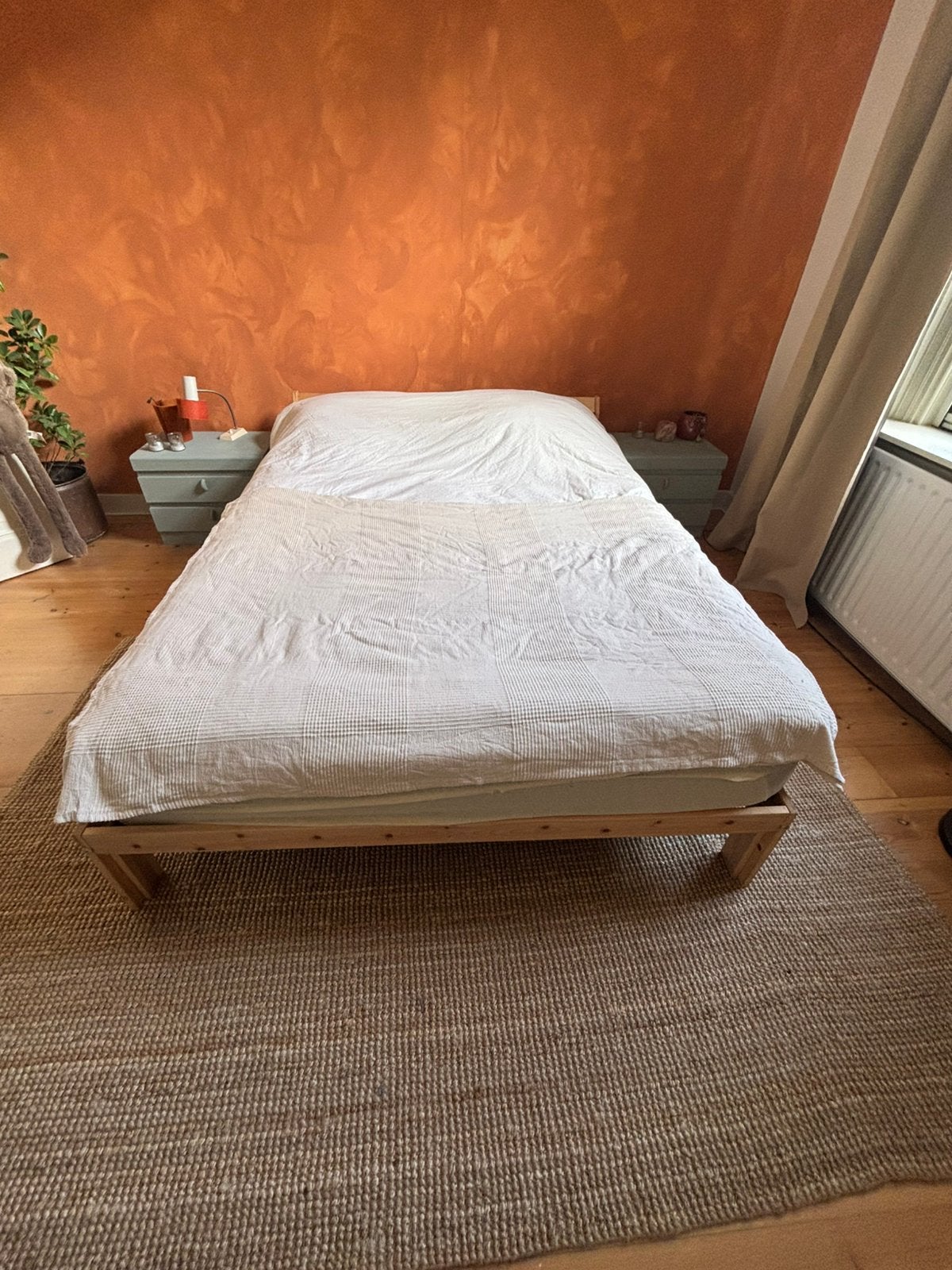 Houten bedframe + 2 spiraalbodems, Huis en Inrichting, Gebruikt, Overige kleuren, Tweepersoons, 200 cm