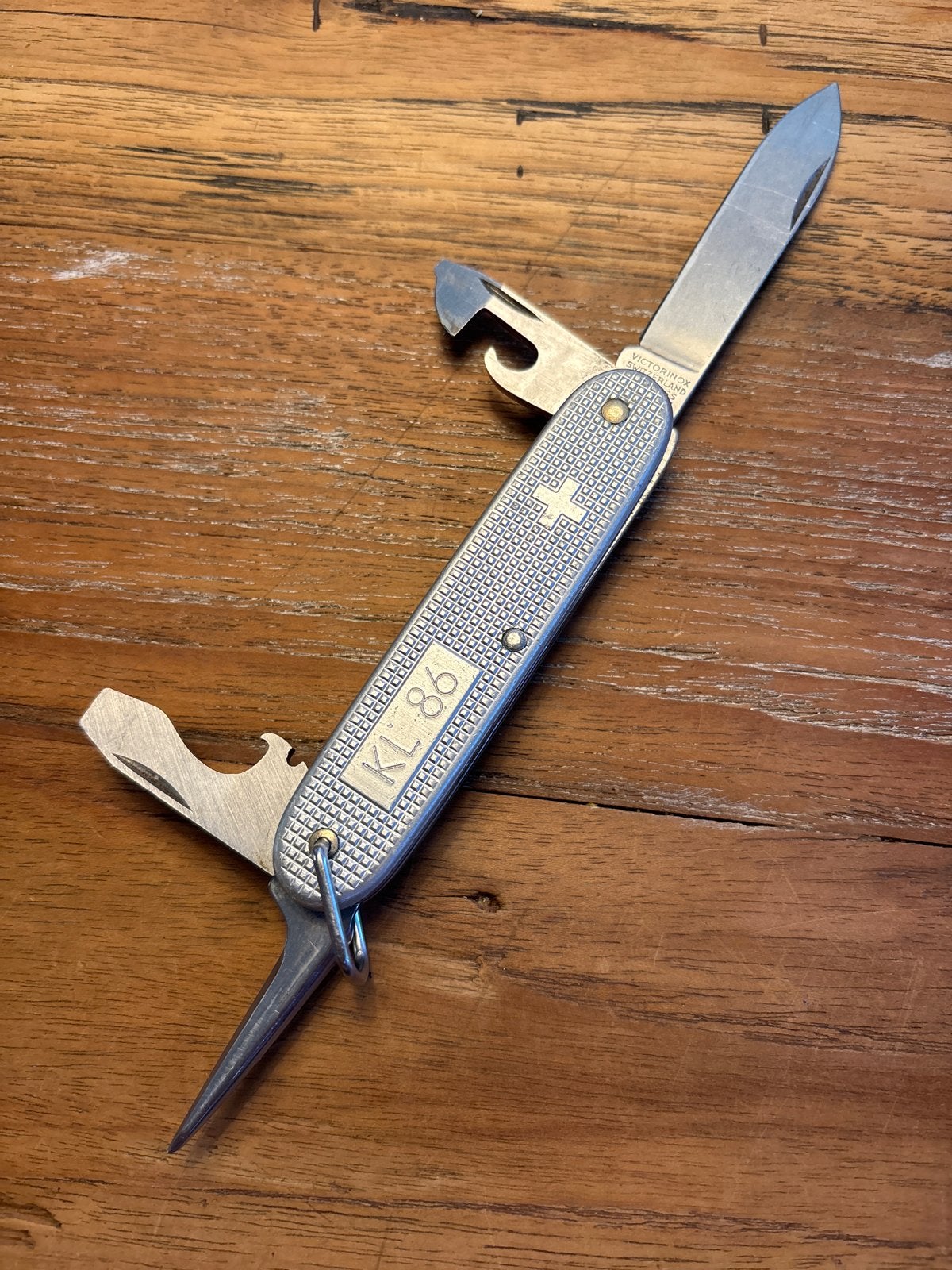 Victorinox KL86 Zwitsers Zakmes - Vintage Militaire Uitgave, Verzamelen, Ophalen of Verzenden