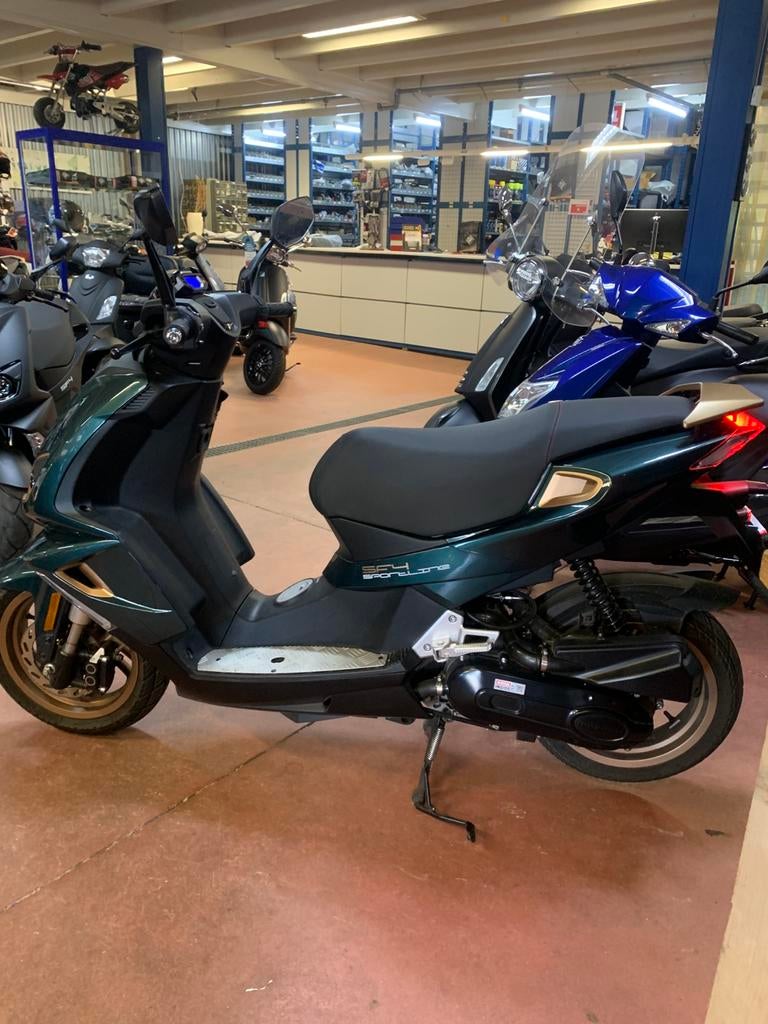 Gebro scooters: Peugeot speedfight 4 45KM Sportline, Maximaal 45 km/u, Ophalen of Verzenden, Zo goed als nieuw, Speedfight