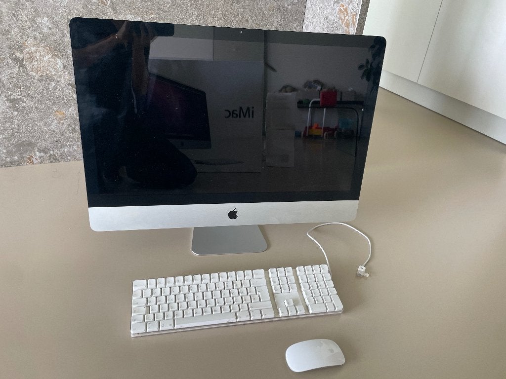 iMac 27inch LED 16:19  widescreen computer, Computers en Software, Ophalen, IMac, Zo goed als nieuw, Onbekend