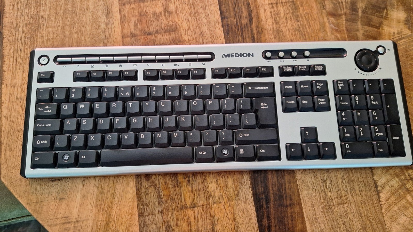 Medion KR-0420 Toetsenbord - Qwerty, Bedraad, Gebruikt, Medion, Ophalen of Verzenden, Draadloos