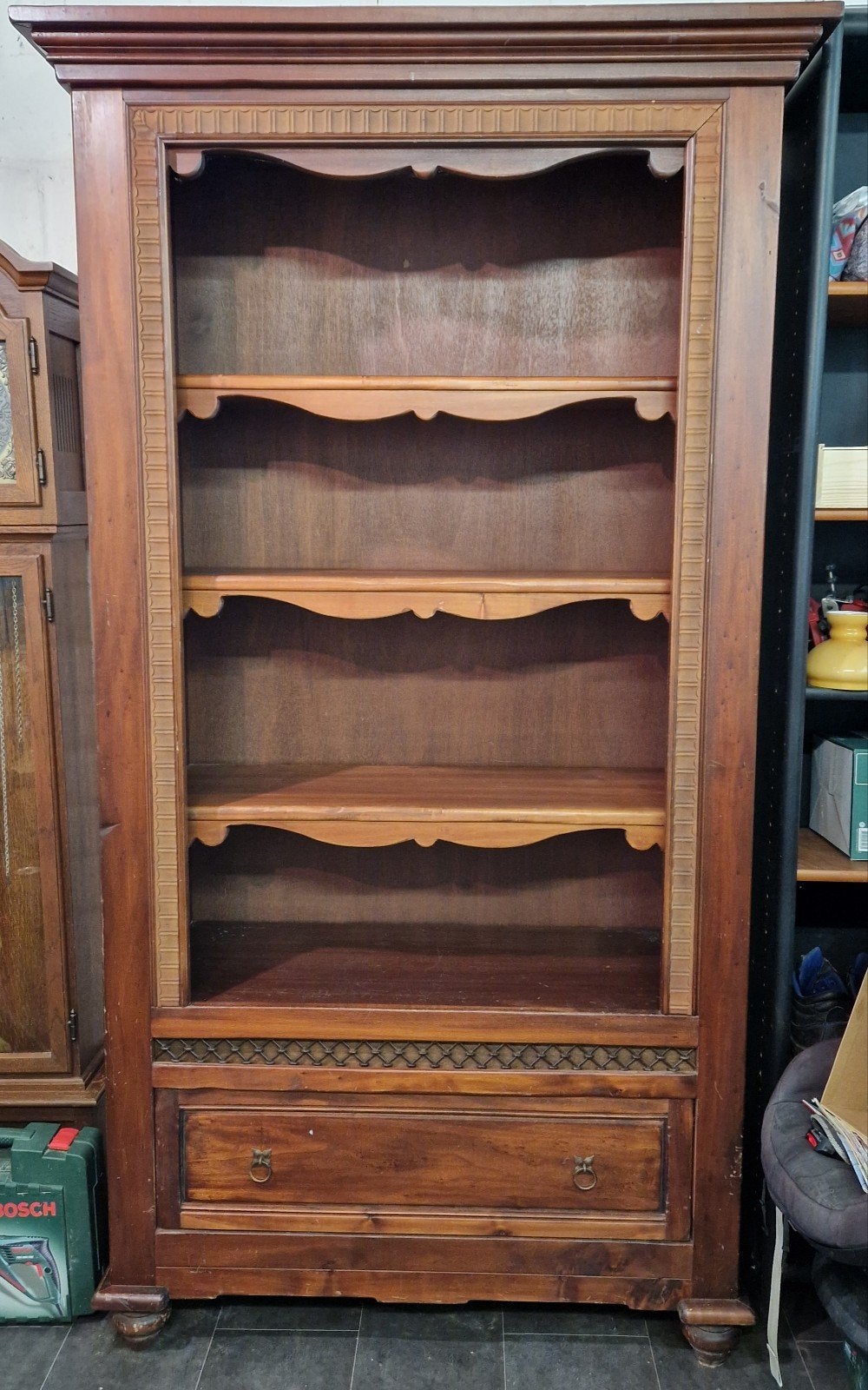 Antieke houten boekenkast met lade, Ophalen