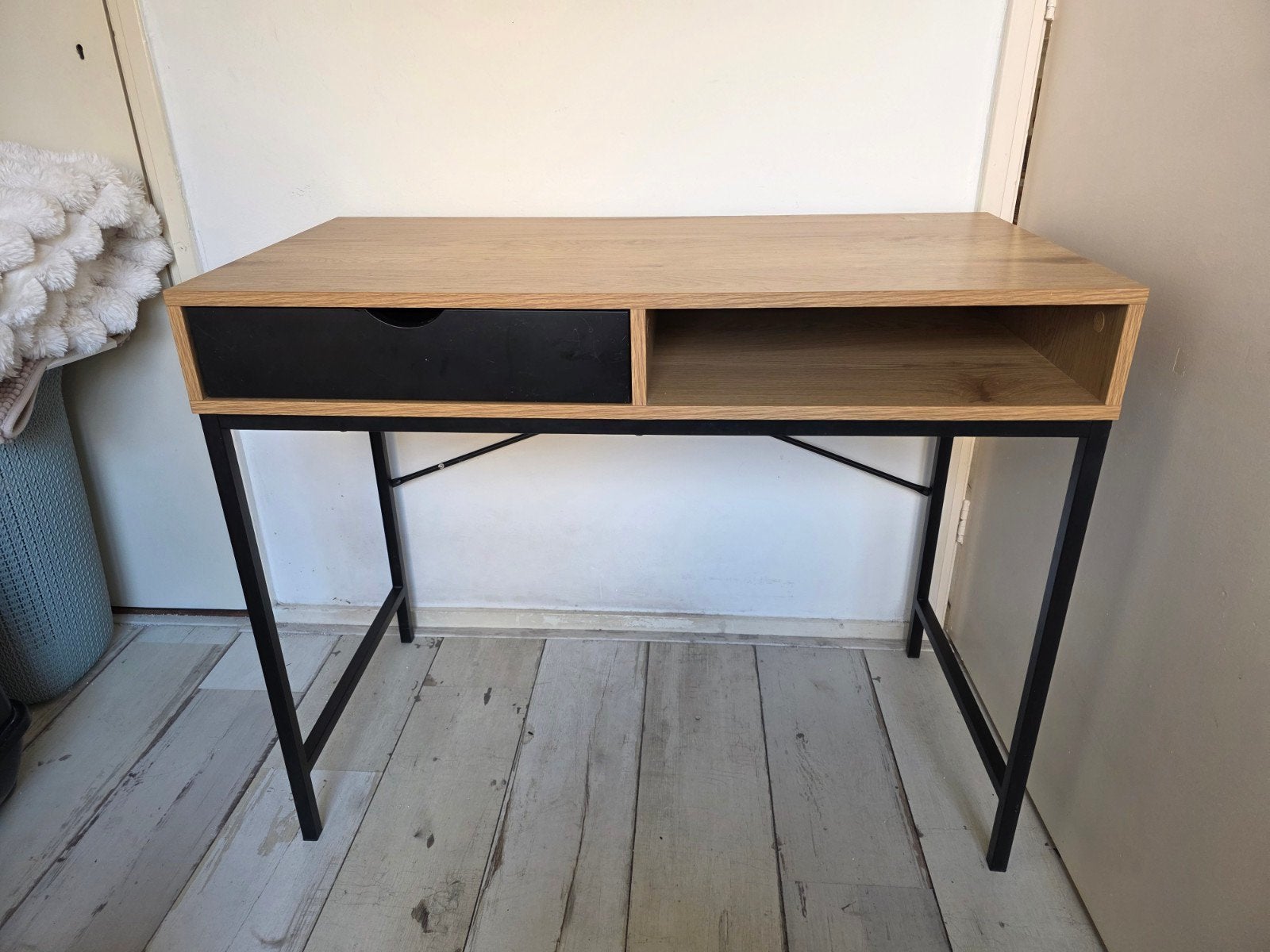 JYSK TRAPPEDAL Bureau (48x95 cm) – Industrieel / Eiken-look, Ophalen, Zo goed als nieuw
