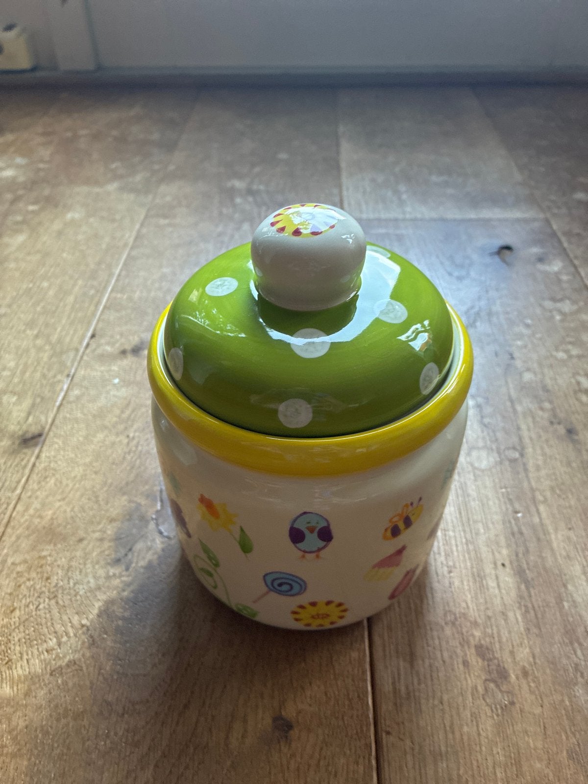 Vrolijke keramieken pot met deksel - handgeschilderd, Ophalen, Zo goed als nieuw, Meerkleurig, Overige stijlen