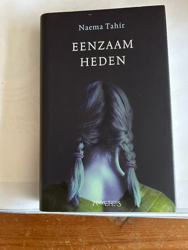 Eenzaam heden Naema Tahir (hard cover), Ophalen of Verzenden, Zo goed als nieuw, Spiritualiteit algemeen, Overige typen