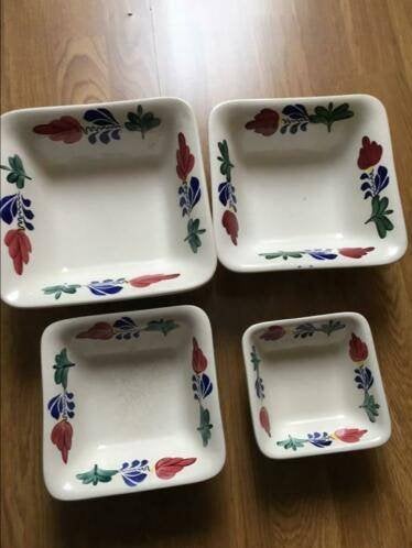 Boerenbont vierkante schalenset Boerenbond, Gebruikt, Landelijk/Boerenbont, Ophalen of Verzenden, Schaal of Schalen