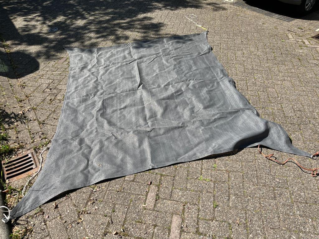 Schaduwdoek ca. 2 x 3,5 meter., Ophalen of Verzenden, Zo goed als nieuw, Knikarmscherm