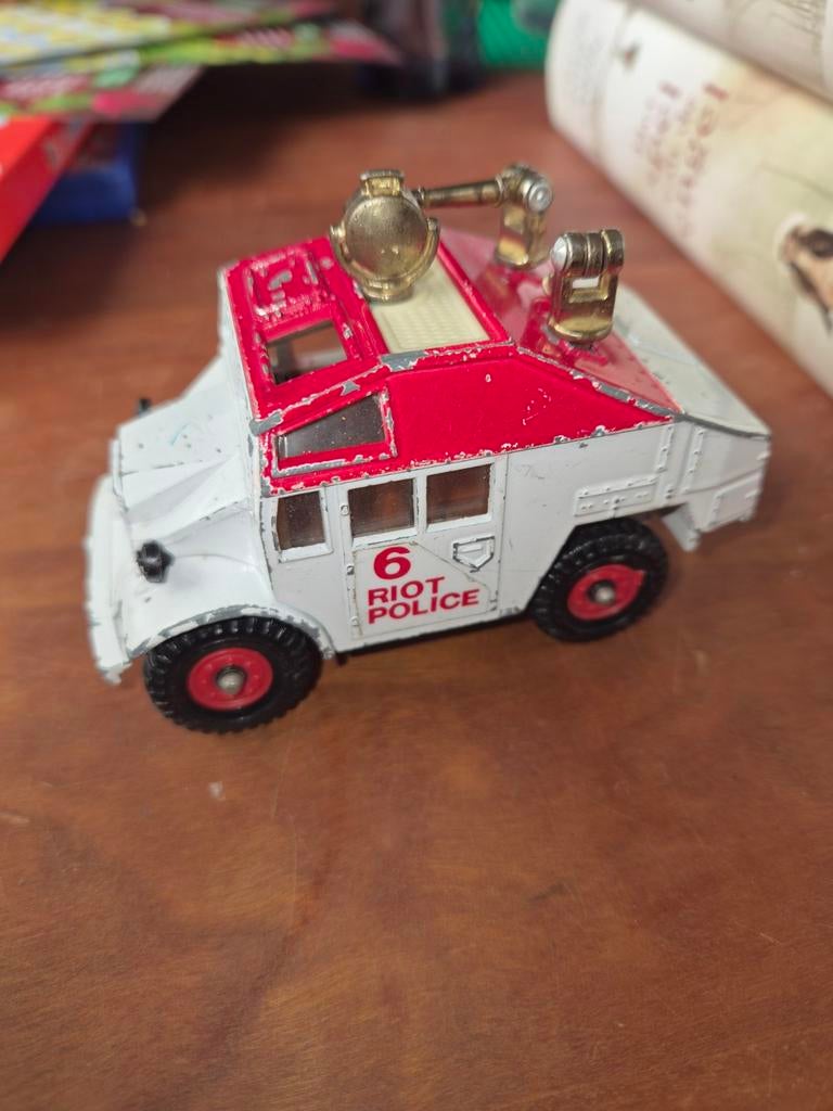 Corgi Quad Tractor Riot Police - Vintage Speelgoed, Ophalen of Verzenden, Gebruikt, Tractor of Landbouw
