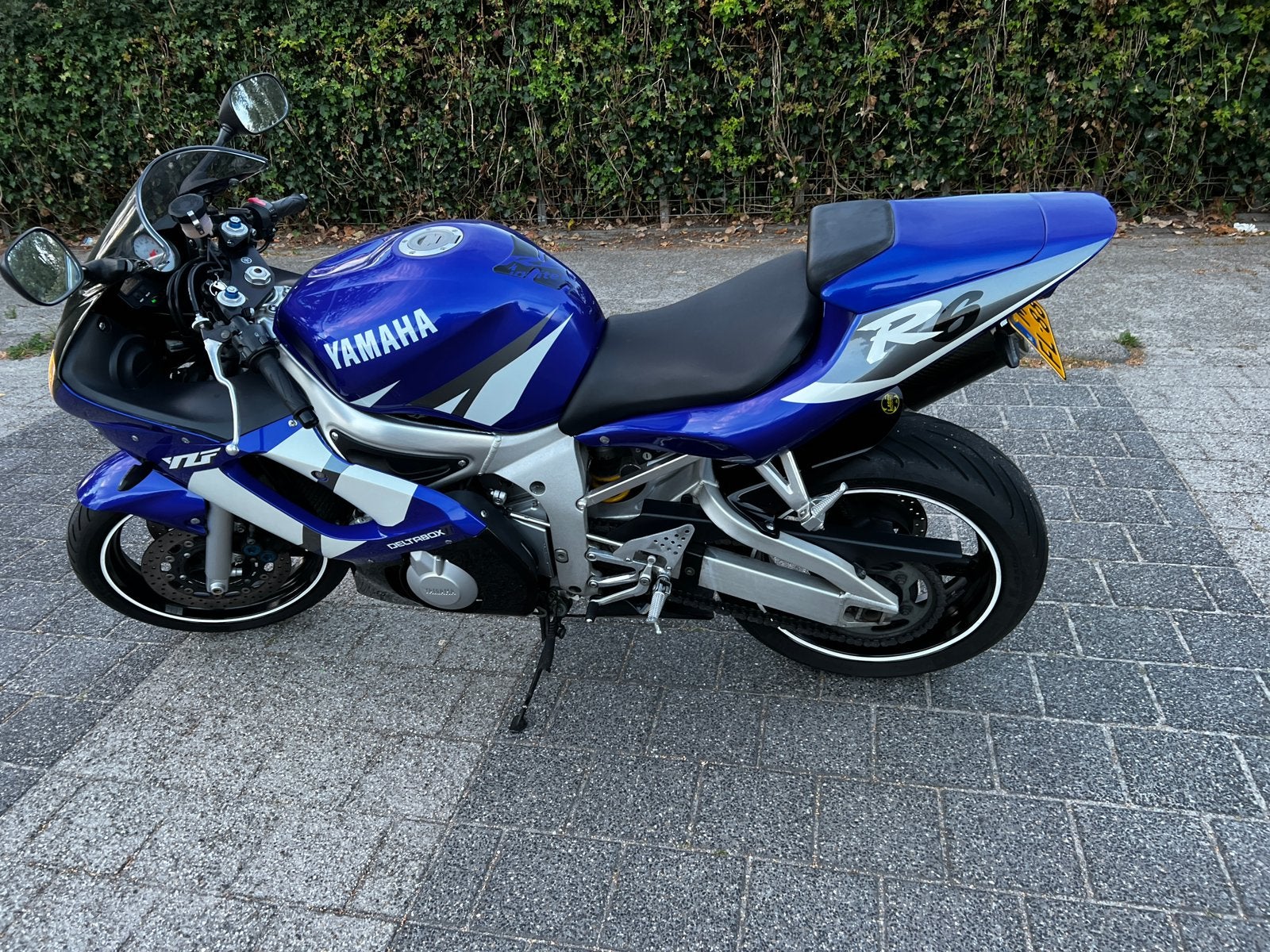 R6 yamaha