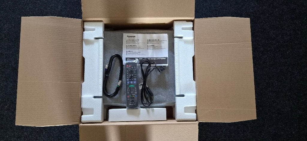Panasonic DMR-EZ49VEGK DVD-recorder/VHS-videorecorder combi, Ophalen, Zo goed als nieuw