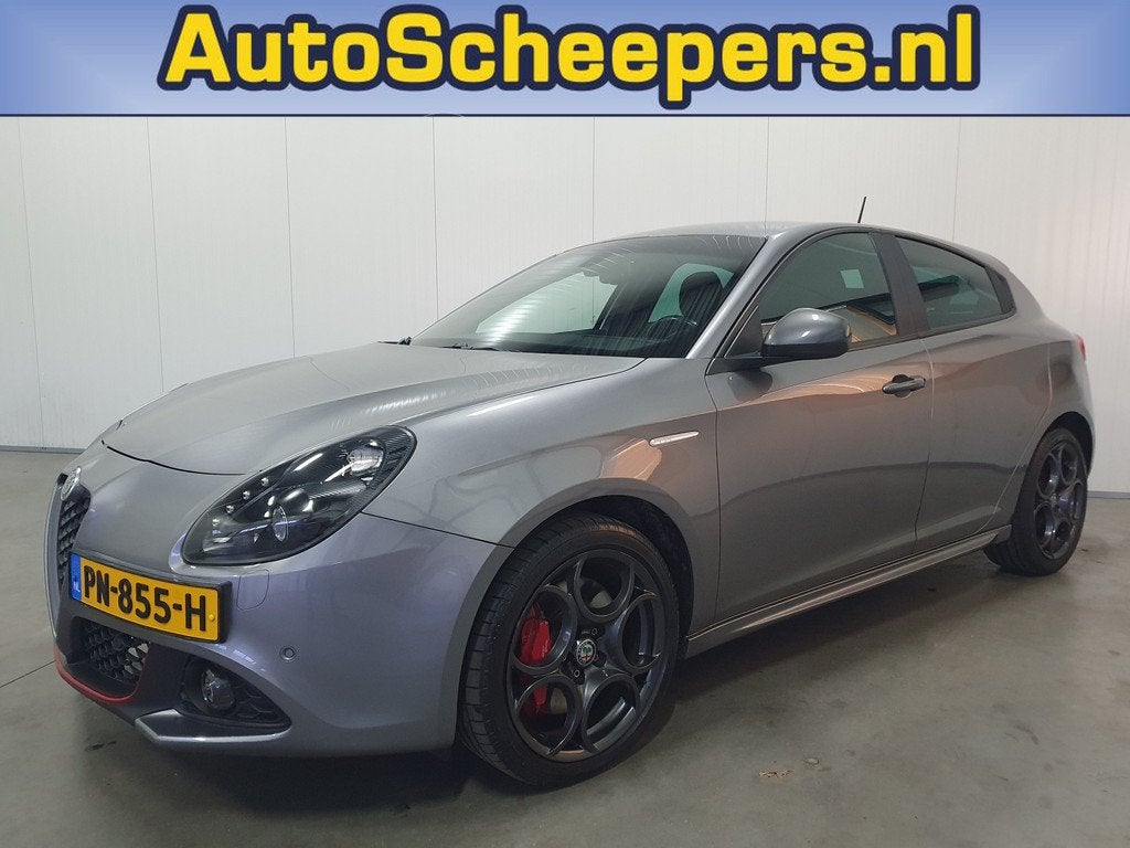 Alfa Romeo Giulietta 1.4 Turbo MultiAir Super NAVI/PDC/CRUIS, Auto's, Alfa Romeo, Euro 6, 4 cilinders, Bedrijf, Grijs