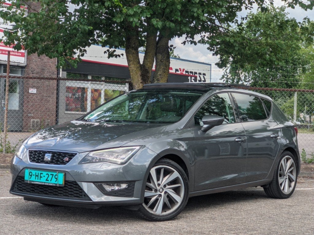 Seat Leon 1.4 EcoTSI FR DSG (2016) • Pano • Navi • LED, Auto's, Seat, Gebruikt, 4 cilinders, 150 pk, Leon