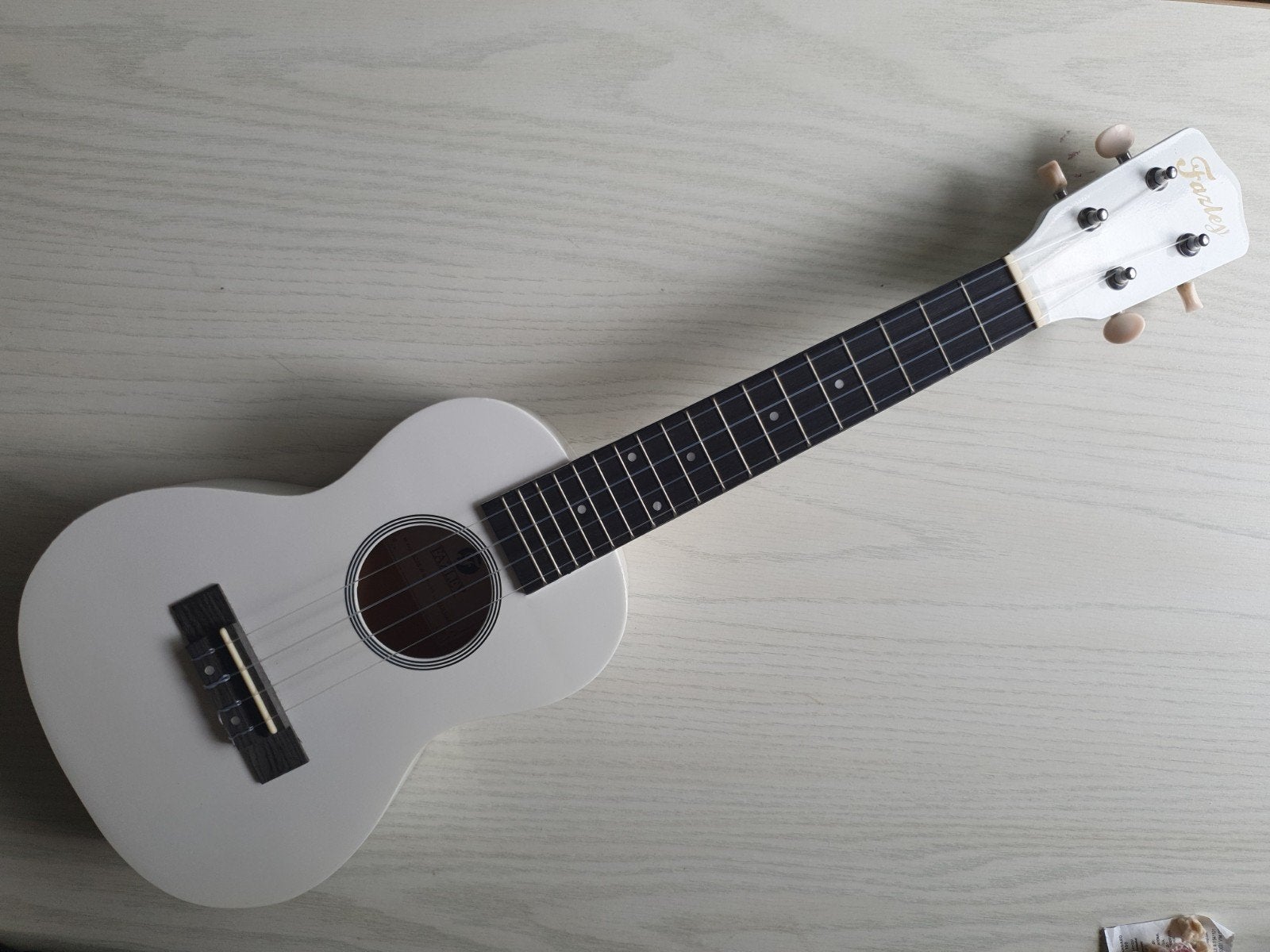 Witte Fazley Ukelele, Muziek en Instrumenten, Snaarinstrumenten | Overige, Ophalen of Verzenden, Gebruikt, Ukelele