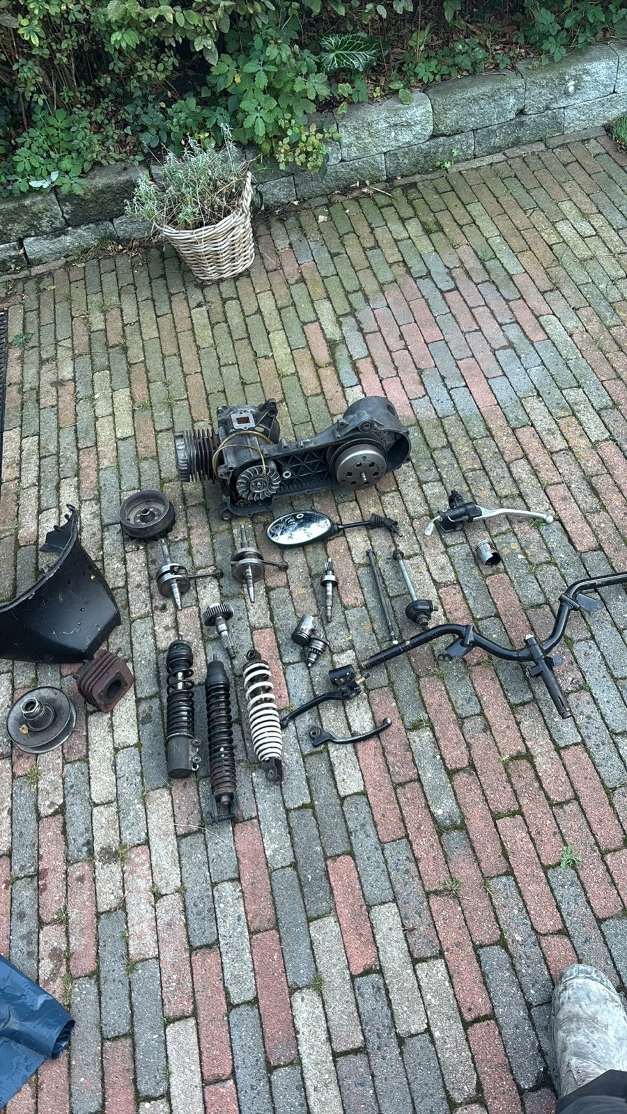 Scooter onderdelen - Motorblok, schokdempers, stuur en meer, Fietsen en Brommers, Ophalen, Gebruikt, Blok