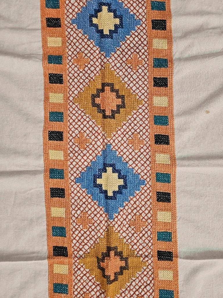 Tafelkleed traditionele vormen 197/147 cm, Djt@dejuistetoon.eu, Ophalen of Verzenden, Zo goed als nieuw, Mon Plaisir 19, Etten-Leur, Netherlands