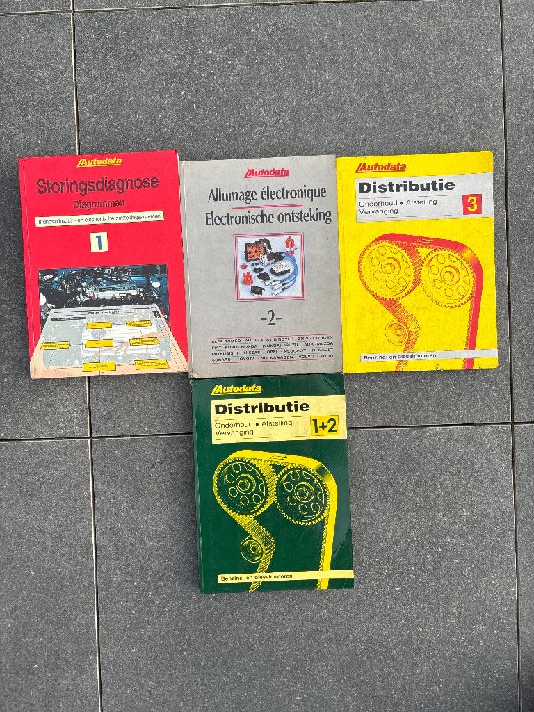 Set van 4 Autodata Werkplaatshandboeken – Klassiek, Ophalen of Verzenden