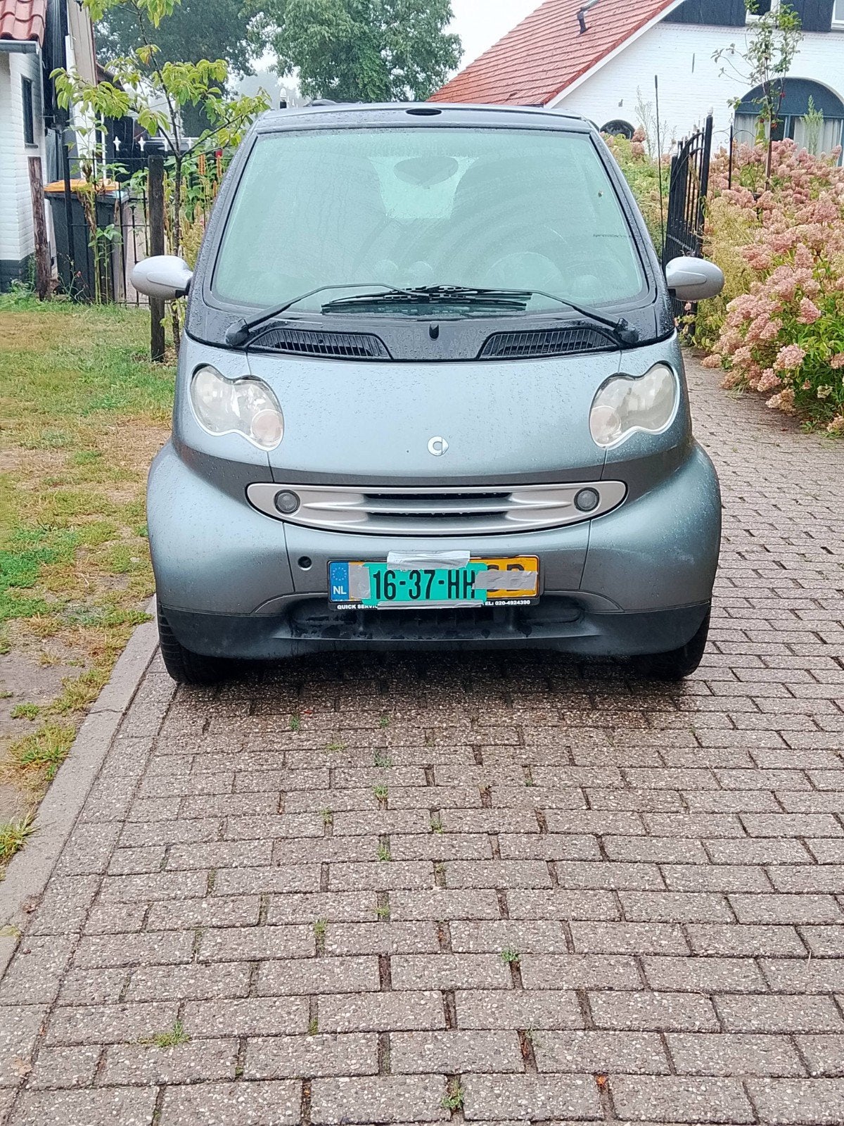 Smart 0.7 Cabrio 2004 Lees advertentie info 0612138857, Auto's, Achterwielaandrijving, Cabriolet, 61 pk, Zwart