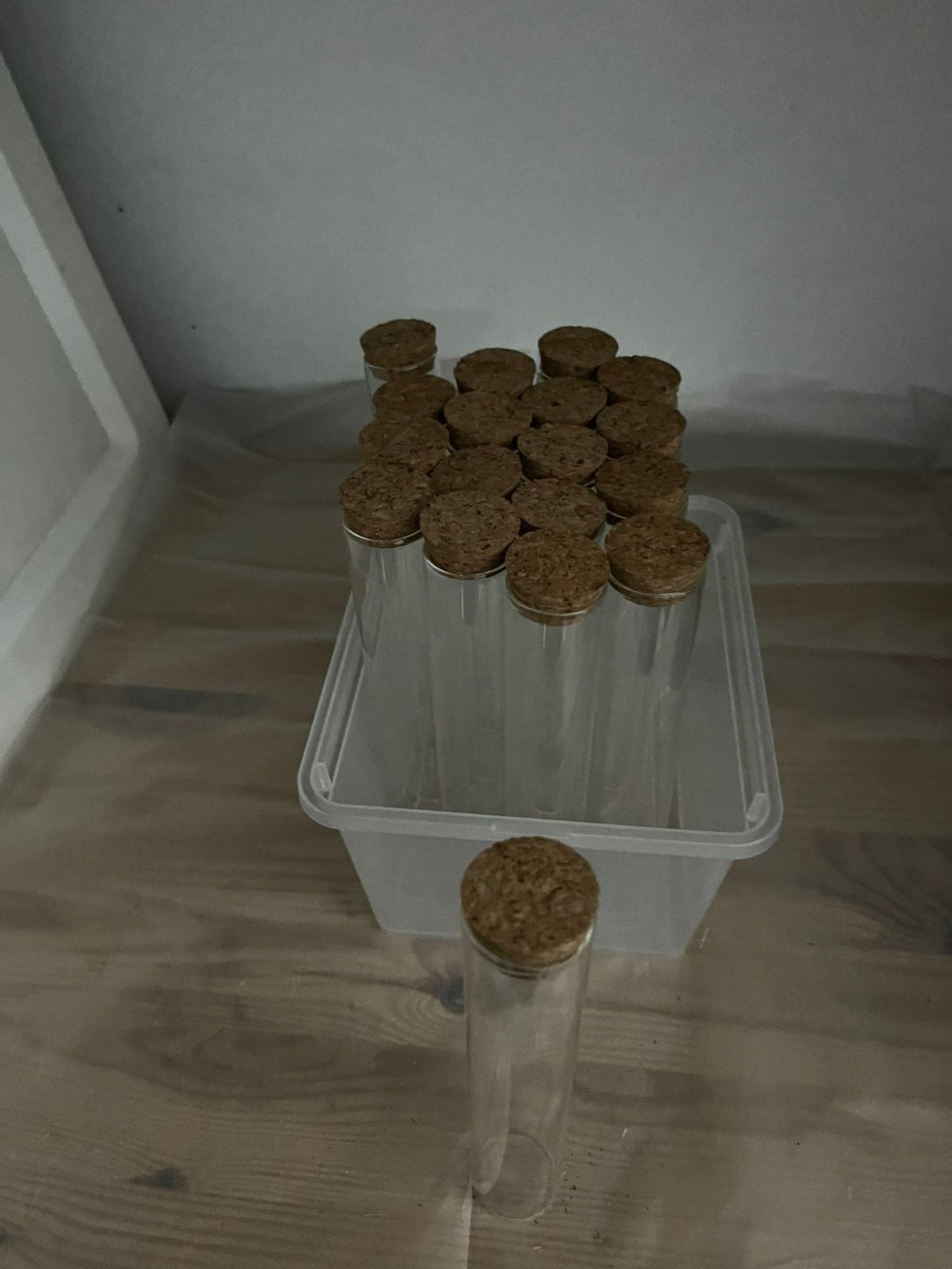18 glazen buisjes met kurk – decoratief / DIY, Ophalen, Nieuw, Glas