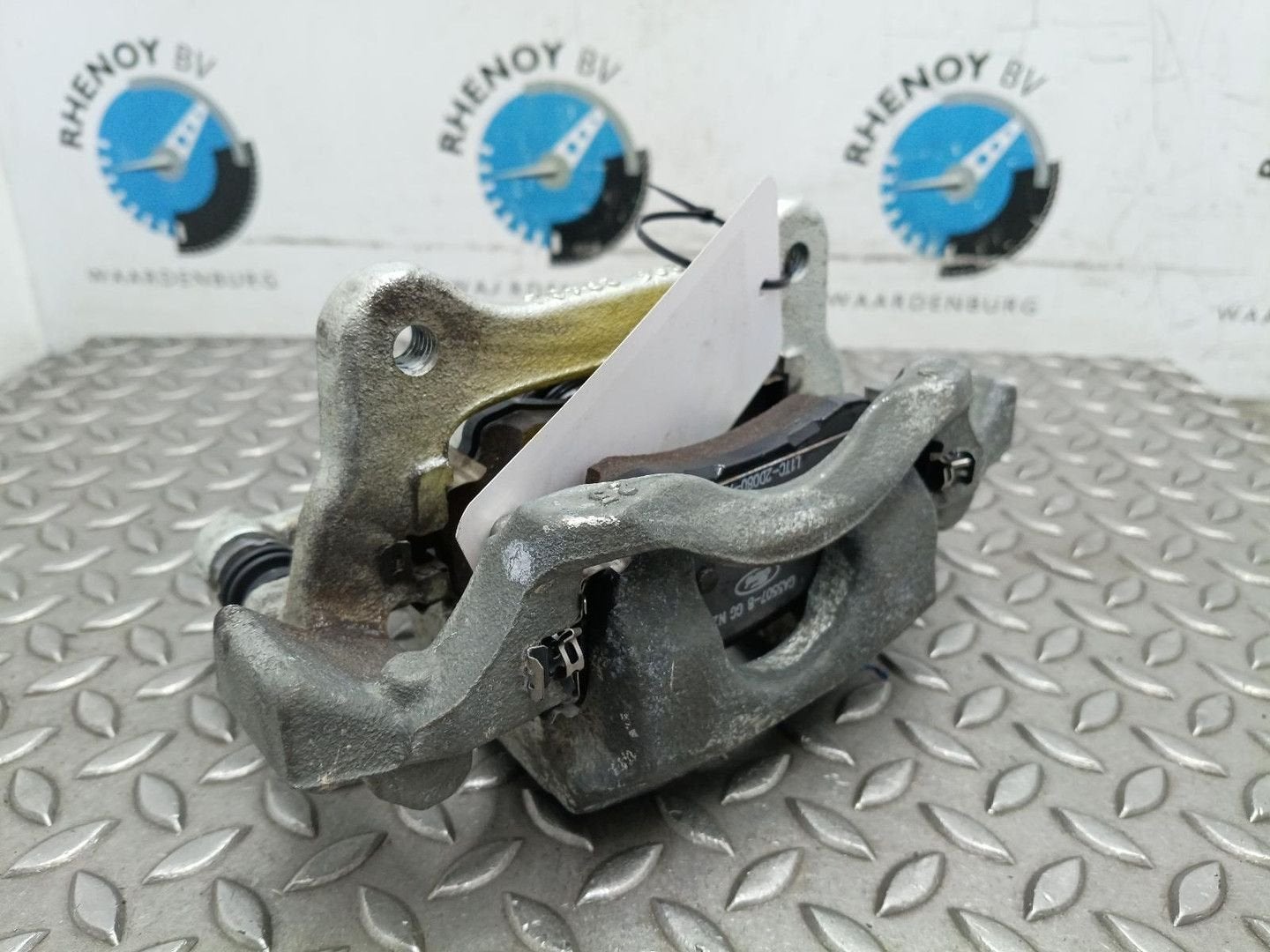 FORD PUMA Titanium  REM KLAUW 2413304, L1TC2B294AA 2025, Ophalen of Verzenden, Gebruikt, ARN erkend