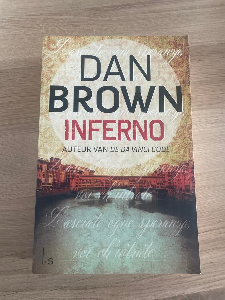 Inferno - Dan Brown (Auteur van De Da Vinci Code), Boeken, Thrillers, Zo goed als nieuw, Ophalen of Verzenden
