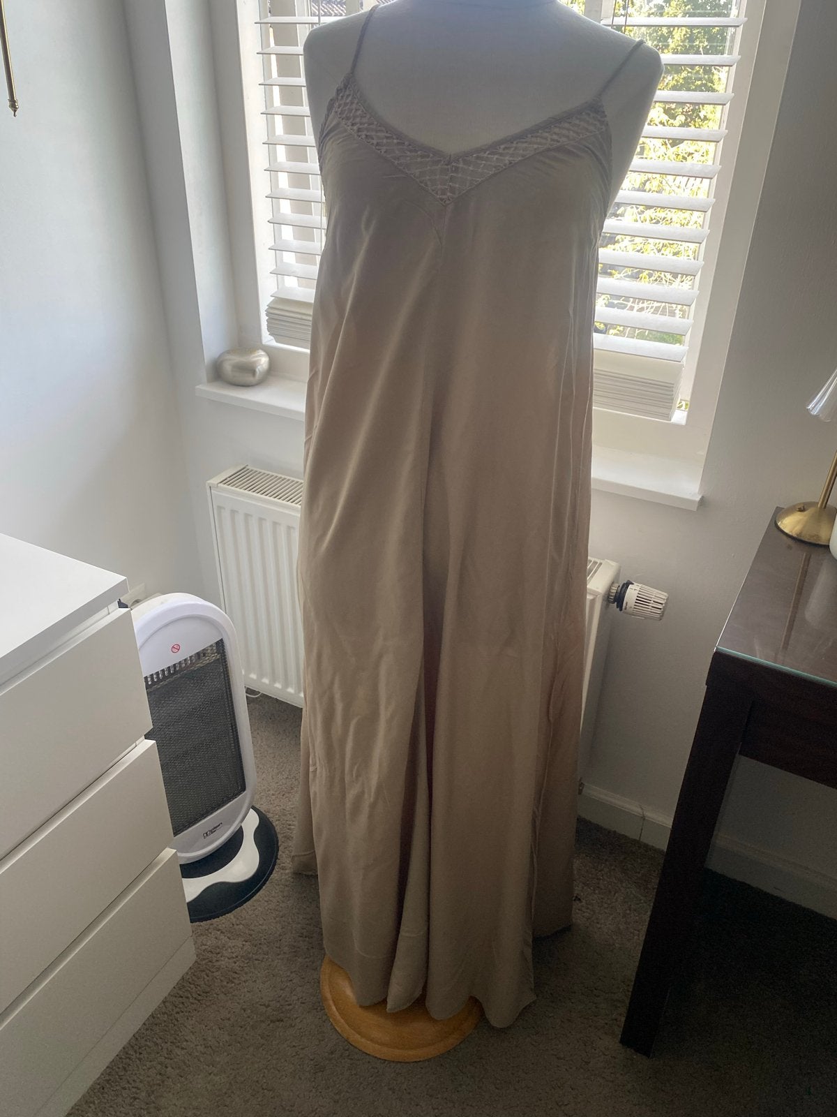 Ibzmode Beige Maxi Jurk Maat L - Nieuw, Beige, Maat 42/44 (L), Nieuw, Ophalen of Verzenden