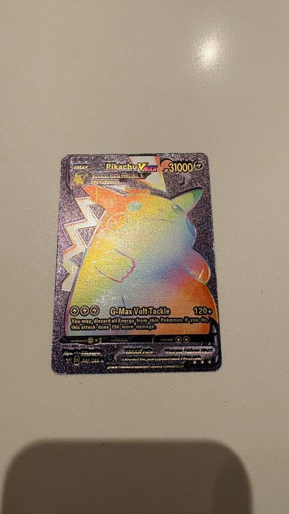 Pikachu VMAX Rainbow Rare Pokémon Kaart 044/185, Ophalen of Verzenden, Zo goed als nieuw, Losse kaart, Foil