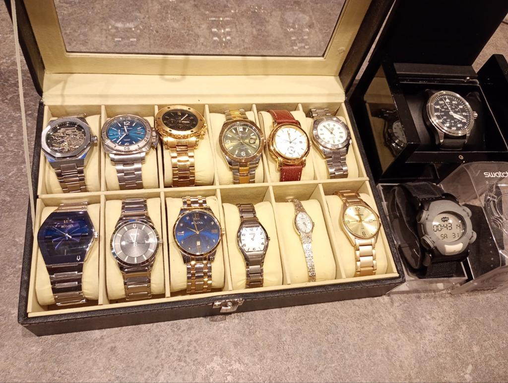 Partij van 15 Dames en Heren Horloges: Bulova, Seiko,, Ophalen of Verzenden, Seiko