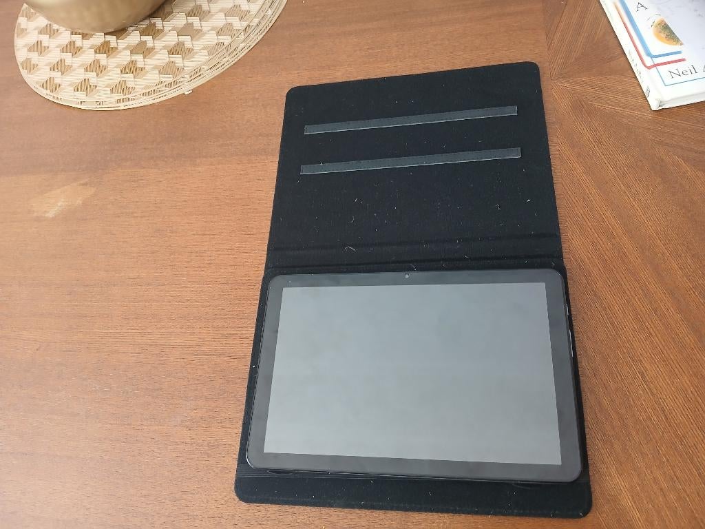 Tablet Peaq SN 24210027760, Computers en Software, 10 inch, PEAQ, Ophalen of Verzenden, Zo goed als nieuw