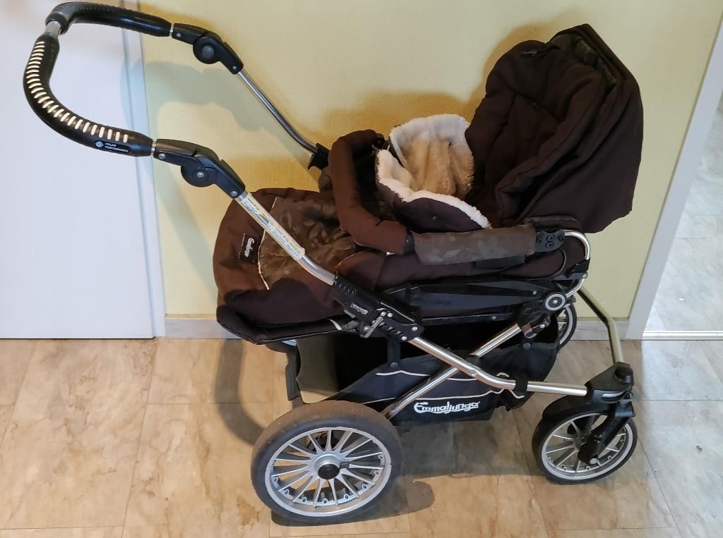 Kinderwagen Emmaljunga Edge Duo S 1.0, Kinderen en Baby's, Kinderwagens en Combinaties, Gebruikt, Verstelbare duwstang, Combiwagen
