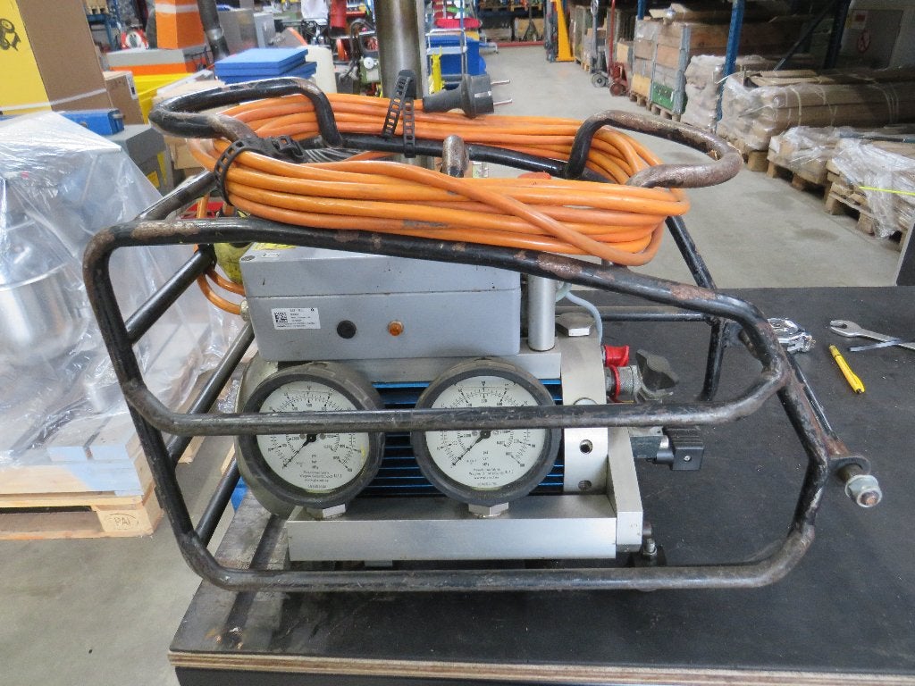 plarad hydrauliek aggregaat hydrauliekpomp 800 bar, Doe-het-zelf en Verbouw, Ophalen, Gebruikt, Plarad.com, Plarad