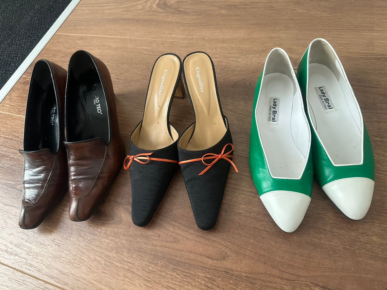 Schoenen Mast 37, Ophalen of Verzenden, Zo goed als nieuw, Zwart, Sneakers of Gympen